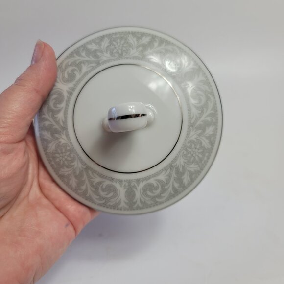 Imperial China Whitney Sugar Bowl & Lid White Gray Band Leaf Scrolls W. Dalton - Picture 5 of 15